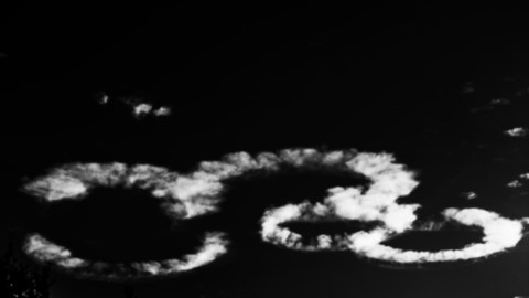 ART PHOTOGRAPHY WOLKENAKROBATIK